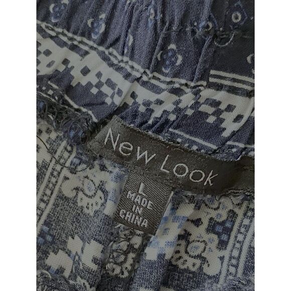 New Look FLORAL PRINT - Trousers - Wide Leg High Rise 2 Pockets Women’s L - Picture 3 of 8